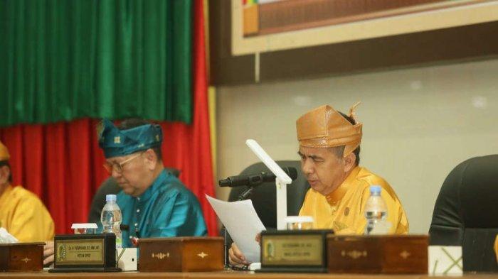 Dewan Perwakilan Rakyat Daerah (DPRD) Kabupaten Indragiri Hilir (Inhil) memberikan penghargaan gemilang award pada momen memperingati Milad Kabupaten Inhil ke 58 tahun 2023.