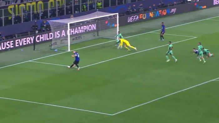 Inilah detik-detik momen gol Marko Arnautovic ke gawang Atletico Madrid