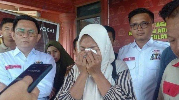 Kasihan Buk Supriyani. 16 tahun jadi guru honor, gaji 300 ribu per bulan. Kini dijadikan tersangka pemukulan muridnya
