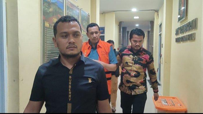 Gerbong Korupsi Perkim Tersangka Korupsi BBM di Rohul