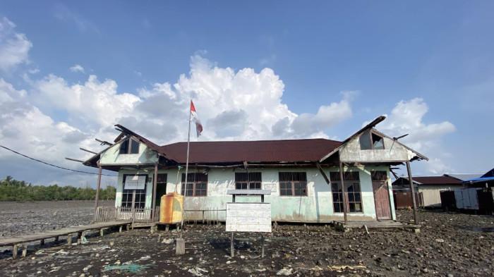 Puskesmas pembantu desa kuala selat kateman inhil