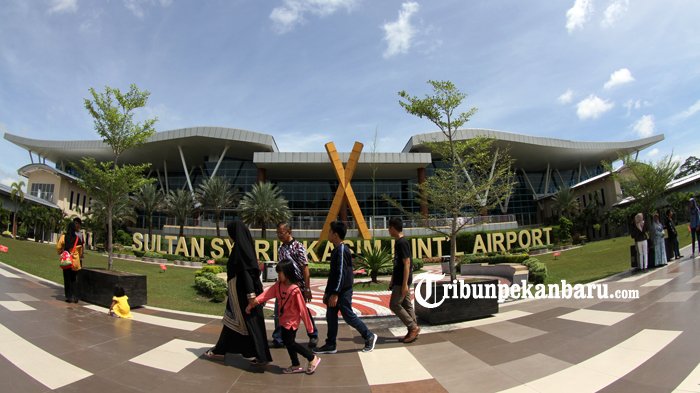 Sempat Tidak Bisa Masuk Airport, Grab Kini Gandeng Taxi Bandara dan ...