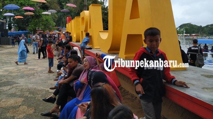 DANAU RAJA Objek Wisata Populer di Inhu Riau Saat Libur Lebaran 2019 ...