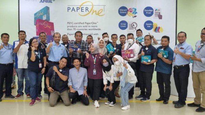 Keliling Pabrik Sambil Jajal Bus Listrik, FKD KG Riau Sumbar Sambangi ...