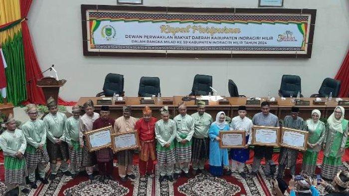 DPRD Inhil menggelar rapat paripurna dalam rangka Milad ke-59 Kabupaten Inhil tahun 2024, Jumat (14/6/24) siang.