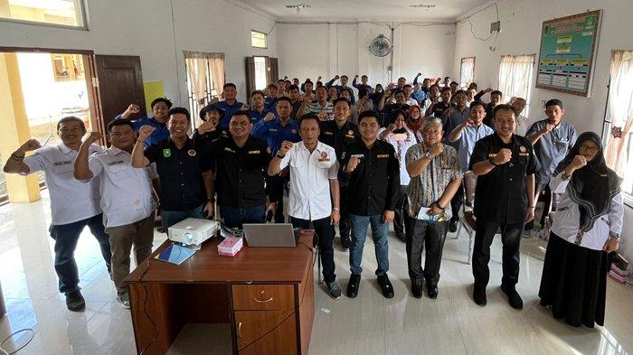 Sunatan Massal dan Sosialisasi Permensos, Agenda Karang Taruna Riau di