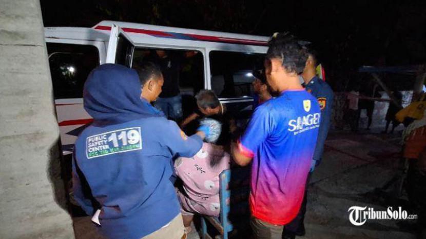 Momen Petugas Berjibaku Mengevakuasi Isnani yang Memiliki Berat Badan 300 Kg, Terungkap Fakta Ini