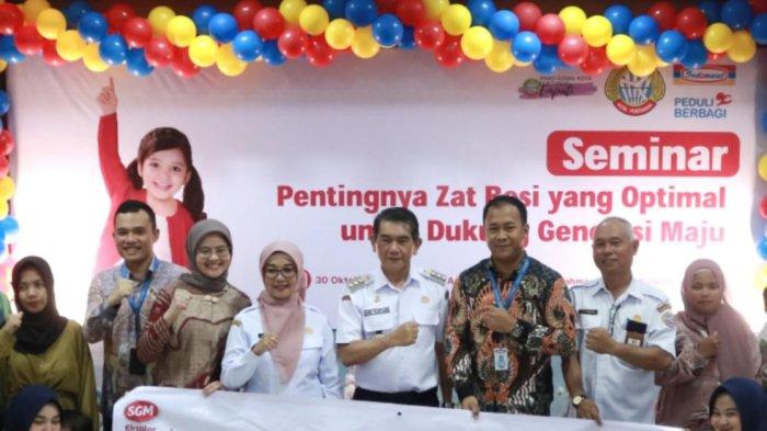 Pj Wali Kota Ani Sofian hadir dalam rangka SGM Eksplor bekerja sama dengan PT Indomarco Prismatama (Indomaret), dukung pemenuhan nutrisi zat besi optimal untuk Generasi Maju Indonesia melalui dukungan akses gizi, edukasi dan skrining anemia untuk 10.000 keluarga