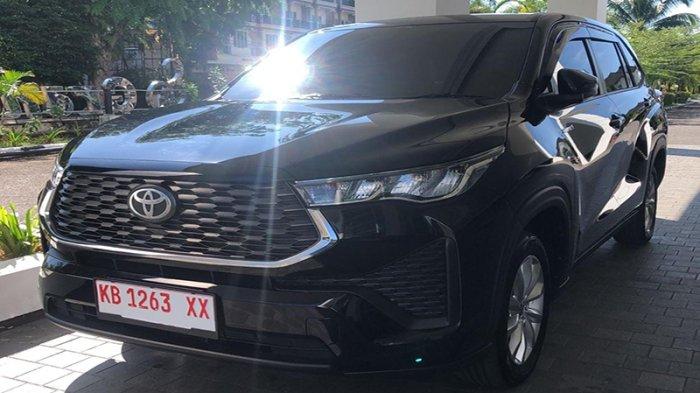 Atlet Panjat Cepat asal Kalimantan Barat yang berhasil memenangkan olimpiade paris 2024  kemarin Veddriq Leonardo mendapatkan hadiah sebuah mobil baru dari Tokoh nasional Oesman Sapta Odang (OSO).