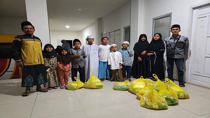 BEM UNU Kalbar menggelar Focus Group Discussion (FGD) dan bukber bersama anak yatim dengan mengusung tema 