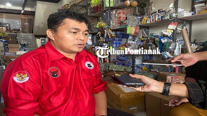 Politisi PDI Perjuangan, Yohanes Rumpak.