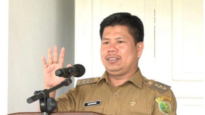 Bupati Sambas ketika memberi sambutan pada launching aplikasi SILE di Kantor Dishub Sambas, beberapa waktu lalu.
