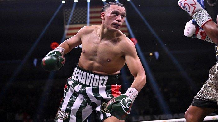 David Benavidez saat terakhir kali naik ring di Michelob ULTRA Arena pada 25 November 2023 di Las Vegas, Nevada.
