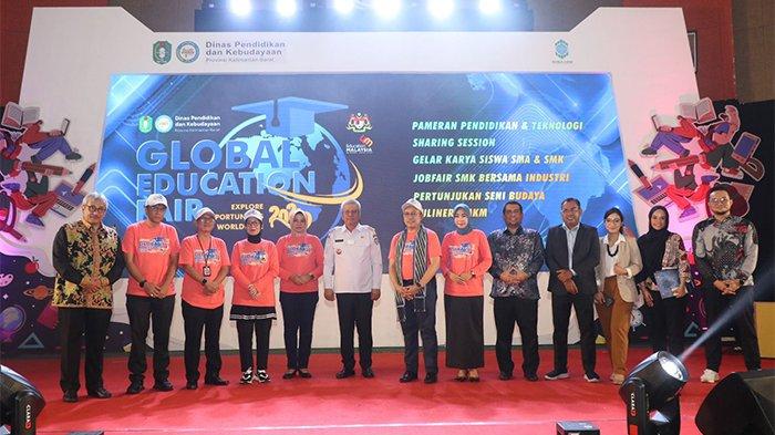 Gelaran kegiatan Global Education Fair tahun 2024, yang diinisiasi oleh Kepala Dinas Pendidikan dan Kebudayaan Provinsi Kalimantan Barat Rita Hastarita, bekerjasama dengan EMGS (Education Malaysia Global Services) telah dibuka, di Pontianak Convention Center, Rabu 12 Juni 2024.