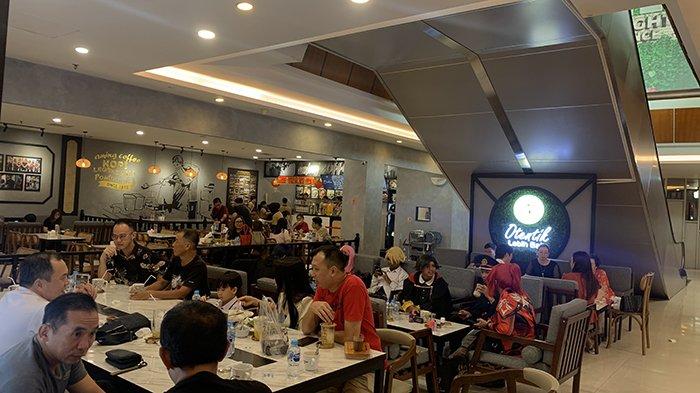 Gerai baru Aming Coffee di Ayani Mega Mall, salah satu mall terbesar yang ada di ibukota Provinsi Kalbar.