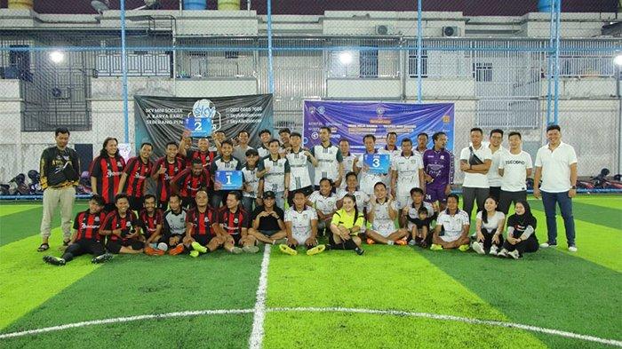 Gramedia berhasil keluar sebagai juara pertama, juara kedua Tribun Pontianak dan juara ketiga Gedung KG, Selasa (24/09).