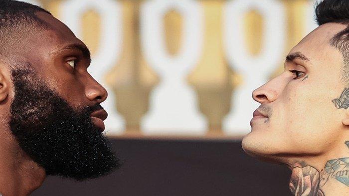 Jaron Ennis dan Roiman Villa (kanan). 