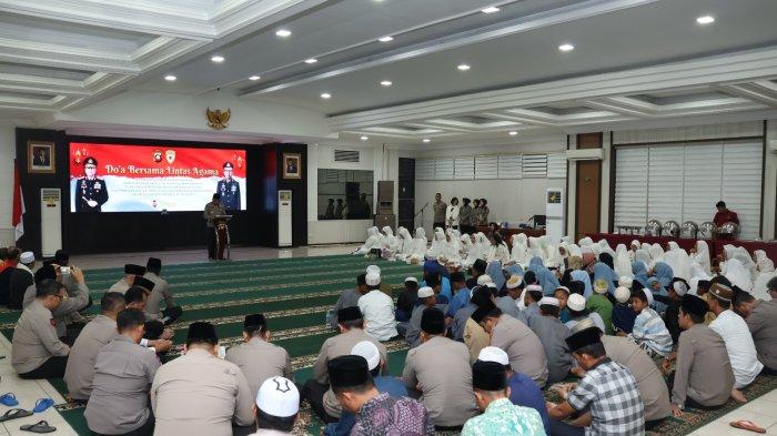 Rayakan Tahun Baru 2026, Polda Kalbar Berdoa Bersama Lintas Agama untuk Solidaritas Bencana Sumatera