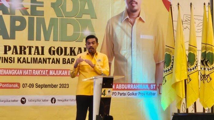 Ketua DPD Partai Golkar Kalbar, Maman Abdurahman saat membuka Rapat Pimpinan Daerah (Rapimda) Partai Golkar Kalbar, Jumat 8 September 2023 di Pontianak