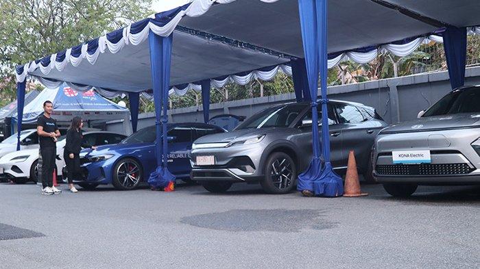 PT Bank Central Asia TBk (BCA) Cabang Pontianak menggelar Autoshow BCA Pontianak secara offline pada 12-23 Agustus 2024 di Kantor BCA Pontianak, Jalan Ayani No. 6.