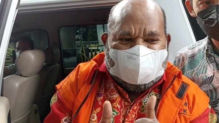 Gubernur Papua, Lukas Enembe. Masa jabatan Lukas Enembe tuntas 5 September 2023