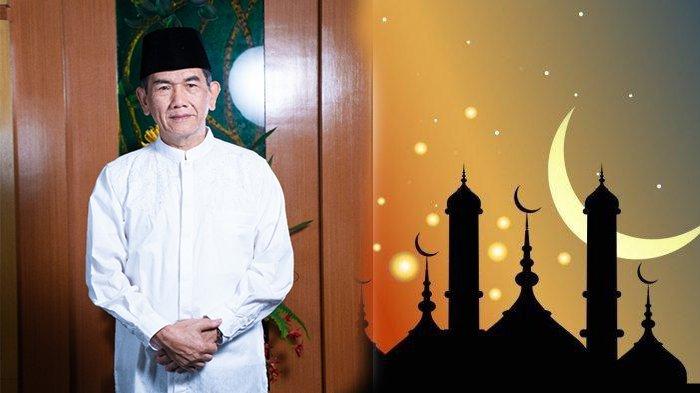 Pj Wali Kota Pontianak, Ani Sofian menggunakan pakaian Muslim berwarna putih dan Peci hitam di Kota Pontianak, Senin 11 Maret 2024.