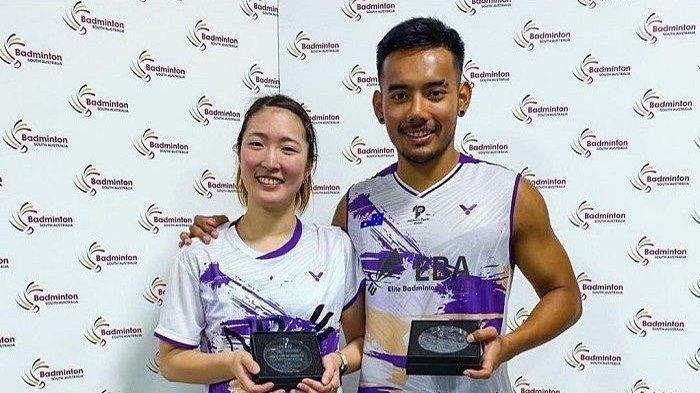 Potret Pramudya Kusumawardana Mewakili Australia di Turnamen BWF, Berpasangan dengan Nozomi Shimizu. Keduanya akan berhadapan dengan wakil Indonesia di babak 32 besar Australia Open 2024.
