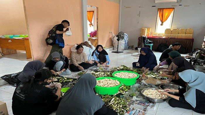 Program Penguatan Kapasitas Organisasi Kemahasiswaan (PPK Ormawa) terus menunjukkan peran strategisnya dalam pengabdian dan pemberdayaan masyarakat. Salah satu tim yang berhasil meraih dukungan PPK Ormawa 2024 adalah Tim Himpunan Mahasiswa Ekonomi Pembangunan (HIMEPA) Fakultas Ekonomi dan Bisnis (FEB) Universitas Tanjungpura (UNTAN). Dengan mengusung tema 