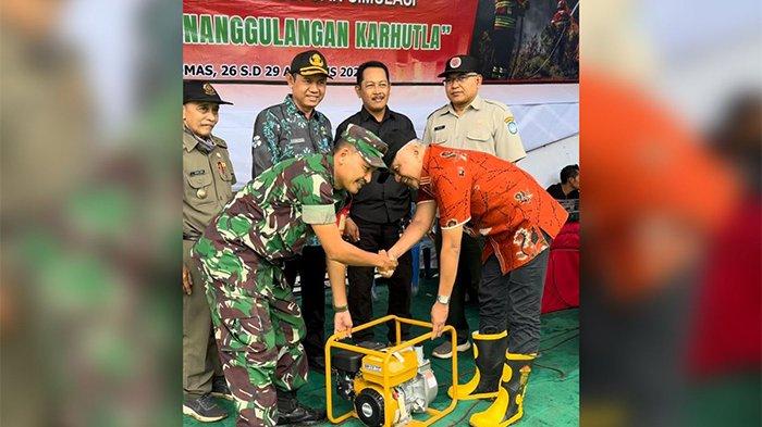 Group KPN Plantation (PT. PLD, PT. SUM, PT. GAN, PT. NJP, dan PT. BAS) menggelar Sosialisasi Pelatihan Dan Simulasi Penanggulangan Karhutla dan Apel Siaga API Tahun 2024 di Kebun – Kebun Wilayah Kabupaten Kubu Raya, Kamis (29/8/2024). 