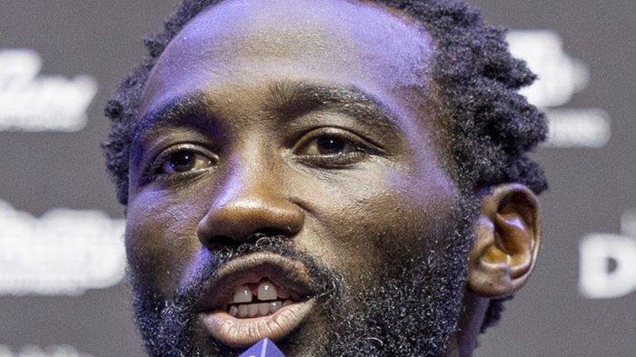 Terence Crawford Juara Tinju Dunia kelas Welter. Satu diantara sabuk Bud julukannya yakni IBF dicopot