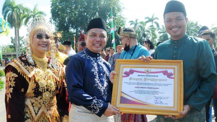 Tiga Program Infrastruktur Strategis Disampaikan Gubenur Ria Norsan