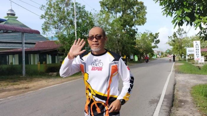Ketua DPW PKS Kalbar, Arif Joni Prasetyo saat sedang berolahraga di Sambas belum lama ini.
