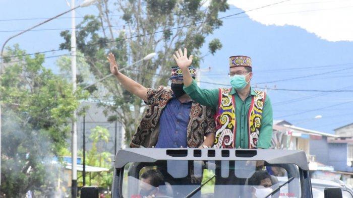 Bapaslon Herman Ivo-Yohanes Pasti saat mendaftar di KPU Bengkayang, Kamis (4/9/2020).