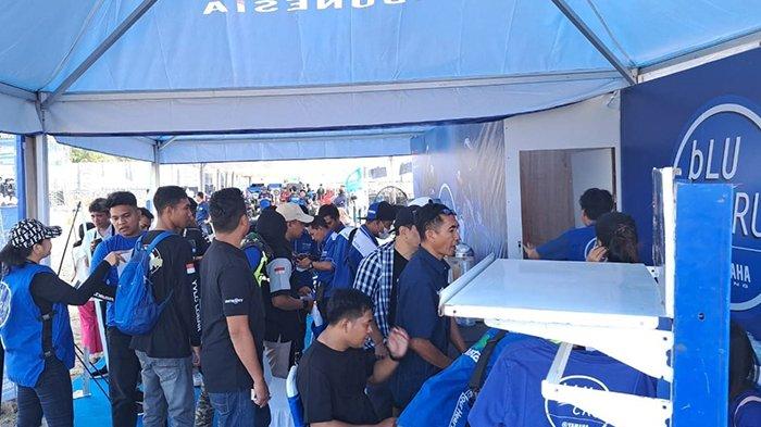 Gelaran perdana bLU cRU Yamaha Sunday Race 2023 yang digelar di sirkuit Mandalika Nusa Tenggara Barat menjadi pusat perhatian pada akhir pekan ini.