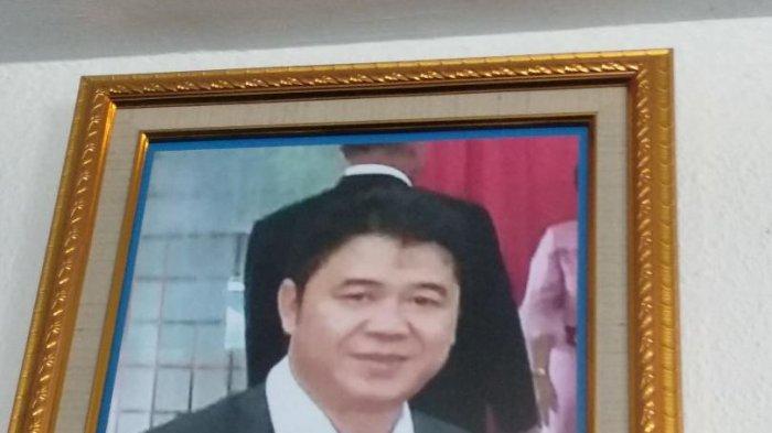 M Arya Tanjungpura, Ketua DPD Partai Demokrat Kalbar periode 2002-2007.