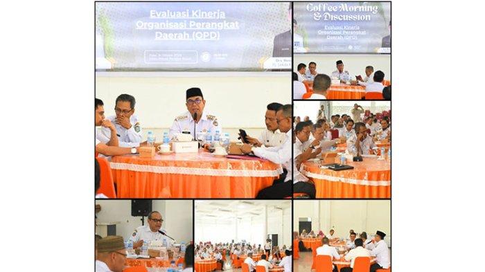 Penjabat (Pj) Bupati Kayong Utara Alfian memimpin Coffee Morning dan Discussion Kinerja Organisasi Perangkat Daerah (OPD) di Lingkungan Pemerintah Kabupaten Kayong Utara, bertempat di Aula Pondopo Bupati, Sukadana, Rabu 16 Oktober 2024.
