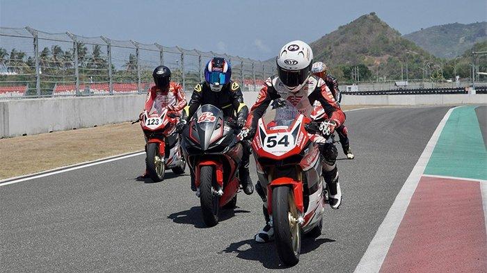 PT Astra Honda Motor (AHM) kembali menghadirkan CBR Track Day 2023 yang menawarkan sensasi pengalaman berkendara membanggakan di Pertamina Mandalika International Street Circuit (Sirkuit Mandalika).