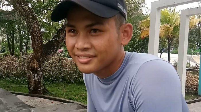 Warga Pontianak Melakukan 3M di Lingkungan Sekitar