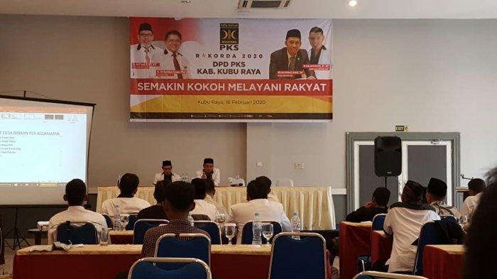 Teguh! Bupati Jiwo Tertibkan Warga Pontianak di Kubu Raya dengan KTP