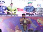 Bupati-Sambas-Satono-memberikan-sambutan-pad-pisah-sambut.jpg