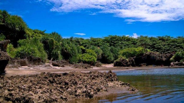 Pantai Sayang Heulang Garut(DOK. Disparbud Kab. Garut)