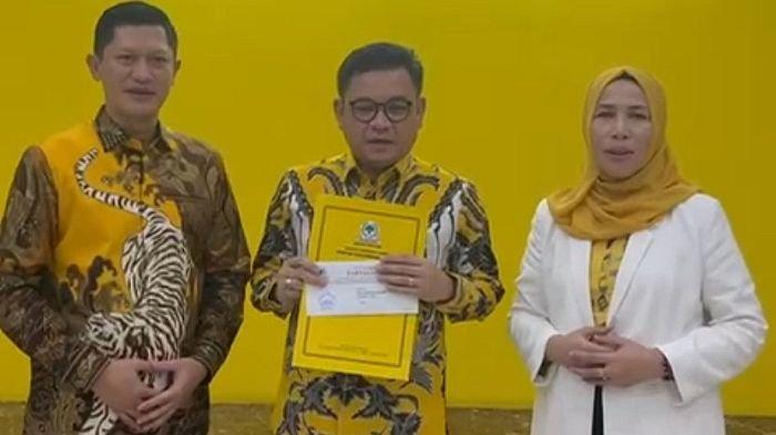 DPP Partai Golkar dikabarkan memberikan surat rekomendasi kepada pasangan Deden Nasihin - Neneng Eva Fatimah untuk manju dalam Pemilihan Kepala Daerah (Pilkada) Cianjur 2024, Kamis (1/8/2024).