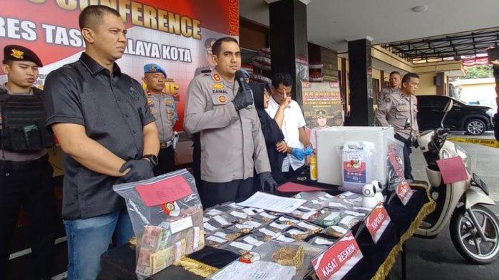 Geger, Menantu di Bogor Curi Emas Mertua yang Sedang Umrah, Ajak Kekasih