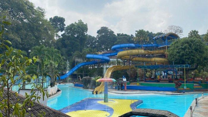 Karang Setra Waterland yang berada di Jalan Sirnagalih No 15, Kota Bandung.