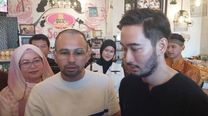 Raffi Ahmad dan Jeje Govinda saat berkunjung ke Lembang, Minggu (30/6/2024).