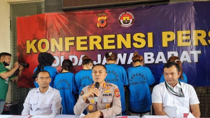 Enam influencer ditangkap Direktorat Reserse Kriminal Umum (Dirkrimum) Polda Jawa Barat karena diduga mempromosikan situs judi online di media sosial.