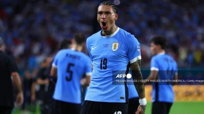 Darwin Nuñez dari Uruguay melakukan selebrasi setelah mencetak gol kedua tim pada pertandingan Grup C CONMEBOL Copa America 2024 antara Uruguay dan Panama di Stadion Hard Rock pada 23 Juni 2024 di Miami Gardens, Florida. Megan Briggs/Getty Images/AFP (Foto oleh Megan Briggs / GETTY IMAGES AMERIKA UTARA / Getty Images via AFP)