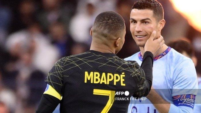 Ilustrasi - Kylian Mbappe akan menghadapi idola masa kecilnya, Cristiano Ronaldo pada saat Prancis menghadapi Portugal di Perempatfinal EURO 2024 di Stadion Volksparkstadion Hamburg, Sabtu (6/7/2024) pukul 02.00 WIB.