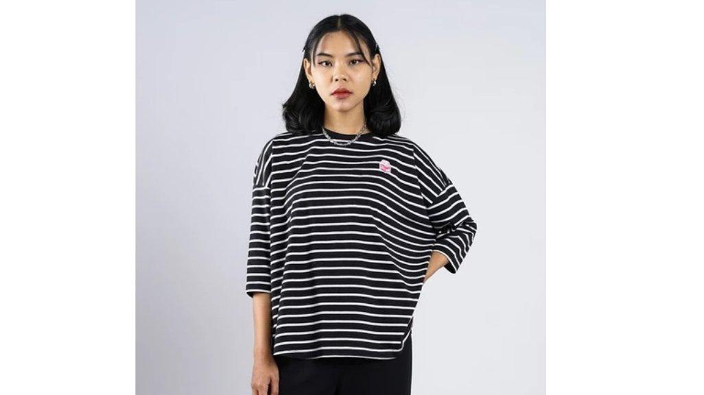 3Second Kaos Garis Wanita Lengan 3/4 Boxy Fit Stripe Tee Villa HP-C080425