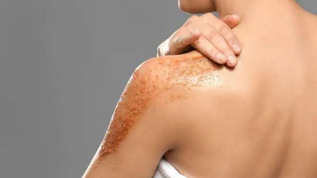 5 Rekomendasi Body Scrub yang Mencerahkan dan Menghaluskan Kulit Badan